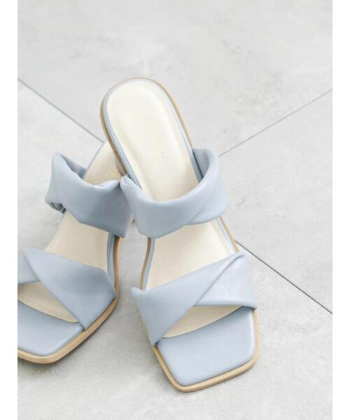 Te chichi（テチチ）の「ひねりパフィーサンダル（サンダル・レディース・ブラック/ブルー/オフホワイト・37/38）」の4枚目の写真