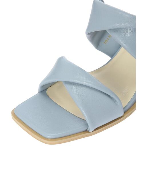 Te chichi（テチチ）の「ひねりパフィーサンダル（サンダル・レディース・ブラック/ブルー/オフホワイト・37/38）」の12枚目の写真