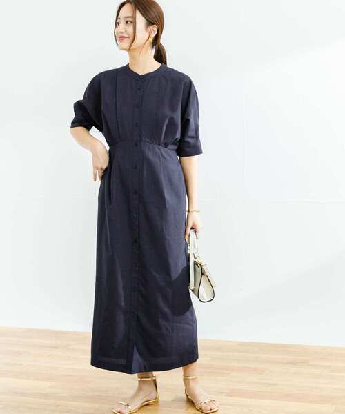 URBAN RESEARCH（アーバンリサーチ）の「ウエスト切替タックワンピース（ワンピース・レディース・ネイビー/ライトブルー・FREE）」の2枚目の写真