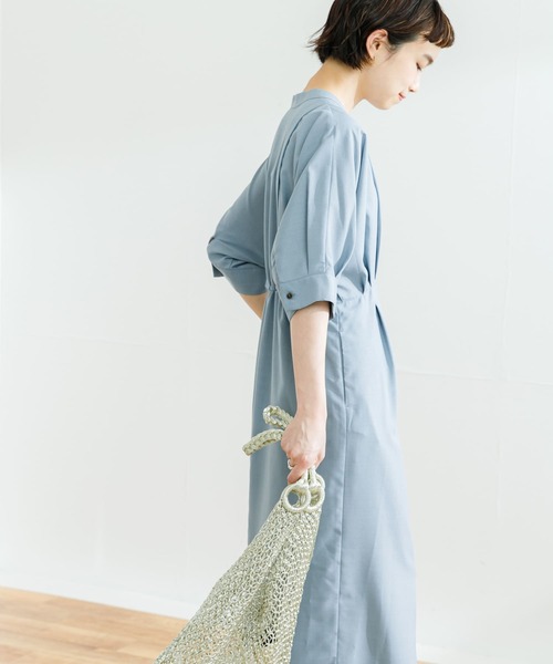 URBAN RESEARCH（アーバンリサーチ）の「ウエスト切替タックワンピース（ワンピース・レディース・ネイビー/ライトブルー・FREE）」の20枚目の写真