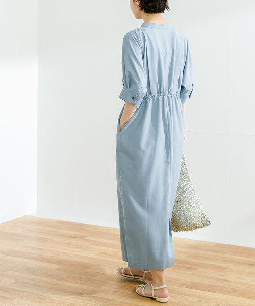 URBAN RESEARCH（アーバンリサーチ）の「ウエスト切替タックワンピース（ワンピース・レディース・ネイビー/ライトブルー・FREE）」の18枚目の写真