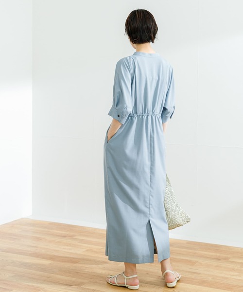 URBAN RESEARCH（アーバンリサーチ）の「ウエスト切替タックワンピース（ワンピース・レディース・ネイビー/ライトブルー・FREE）」の8枚目の写真