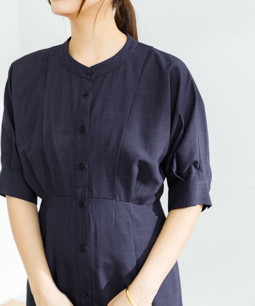 URBAN RESEARCH（アーバンリサーチ）の「ウエスト切替タックワンピース（ワンピース・レディース・ネイビー/ライトブルー・FREE）」の4枚目の写真