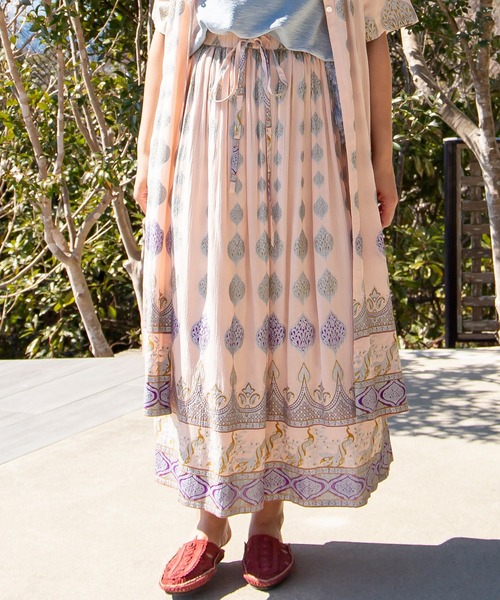 チャイハネ（チャイハネ）の「【チャイハネ】ヨウエンロングスカート（スカート・レディース・ブラック/ブルー/レッド/イエロー/グリーン/ピンク/ブラック系その他/ベージュ/ダークグリーン・FREE）」の4枚目の写真