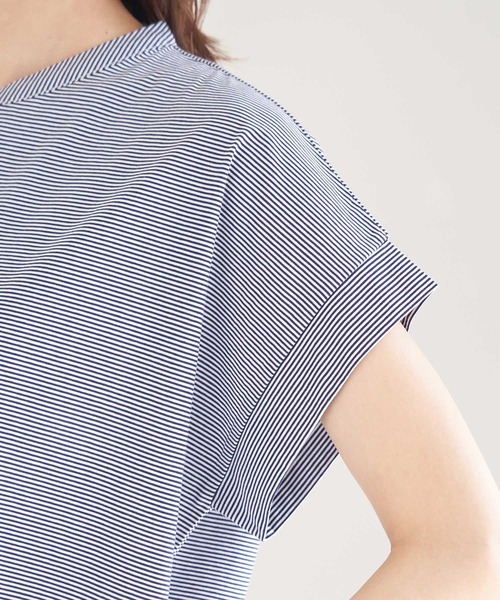 ROPE' PICNIC（ロペピクニック）の「スキッパーカットトップス（Tシャツ/カットソー・レディース・ブラック/ベージュ/ブルー系その他・38）」の6枚目の写真