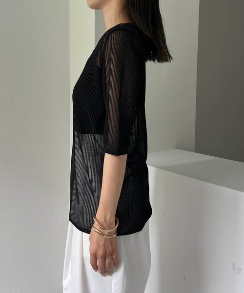 CAPRICIEUX LE'MAGE（カプリシューレマージュ）の「シアーリブハーフスリーブプルオーバー（ニット/セーター・レディース・ブラック/ベージュ/ホワイト系その他・FREE）」の17枚目の写真