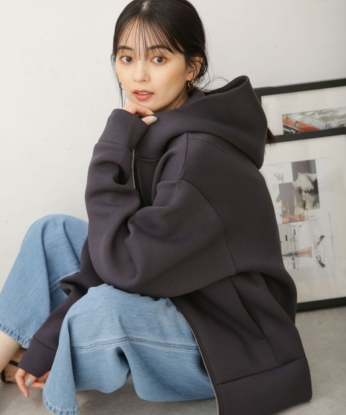 NANO universe（ナノユニバース）の「WEB限定 テックダンボールダブルジップBIGパーカ男女兼用（パーカー・レディース・オフホワイト/ブラック/ライトベージュ/グレー/チャコール・M/L）」の8枚目の写真