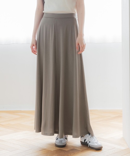 coca(coca)(コカ)の「\新色追加/とろみフレアスカート(スカート・レディース・アイボリー/グリーン/チャコール/テラコッタ/ブルー/ブラック/グレイッシュベージュ・SHORT/LONG)」の5枚目の写真