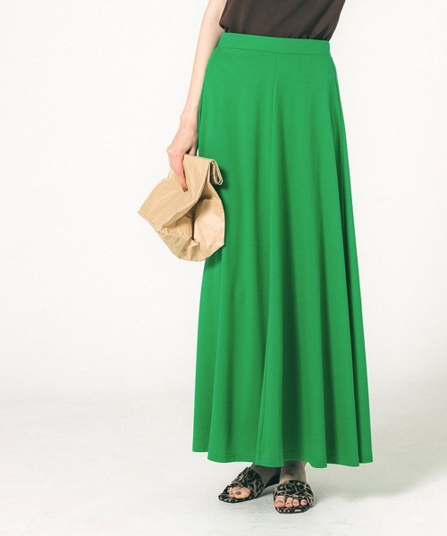 coca(coca)(コカ)の「\新色追加/とろみフレアスカート(スカート・レディース・アイボリー/グリーン/チャコール/テラコッタ/ブルー/ブラック/グレイッシュベージュ・SHORT/LONG)」の6枚目の写真