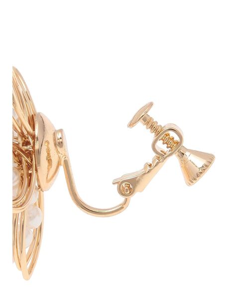 MERCURYDUO（マーキュリーデュオ）の「パールビーズフラワーモチーフイヤリング（イヤリング・レディース・シルバー/ゴールド・FREE）」の5枚目の写真