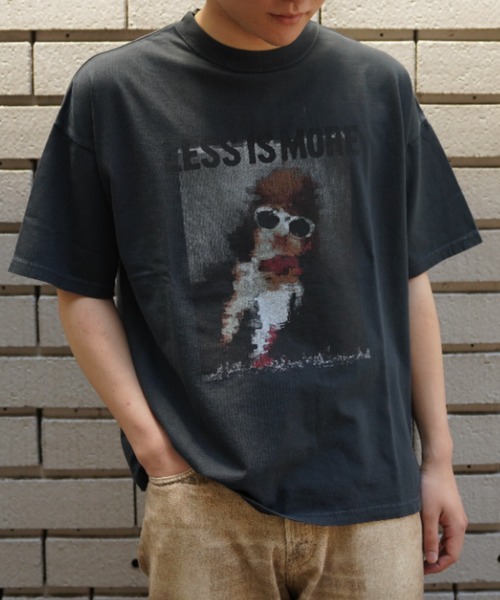 REMI RELIEF(レミレリーフ)の「REMI RELIEF(レミレリーフ)LW加工20/-天竺 別注BIGサイズT(LESS IS MORE KC)(Tシャツ/カットソー・メンズ・ブラック・L/M/XL)」の21枚目の写真