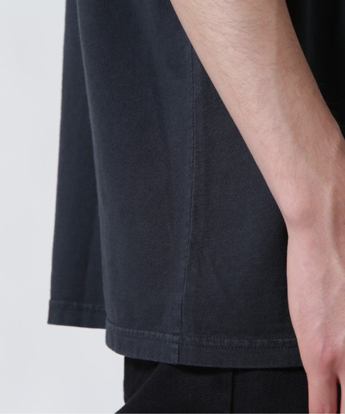 REMI RELIEF(レミレリーフ)の「REMI RELIEF(レミレリーフ)LW加工20/-天竺 別注BIGサイズT(LESS IS MORE KC)(Tシャツ/カットソー・メンズ・ブラック・L/M/XL)」の20枚目の写真