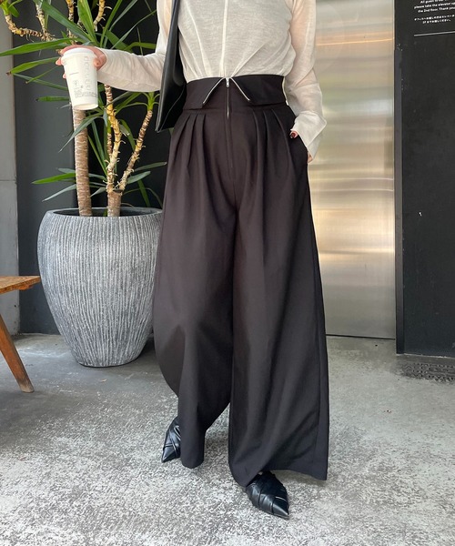 CAPRICIEUX LE'MAGE（カプリシューレマージュ）の「折返しパンツ（その他パンツ・レディース・ブラック/モカ/ライトベージュ・38/36）」の2枚目の写真