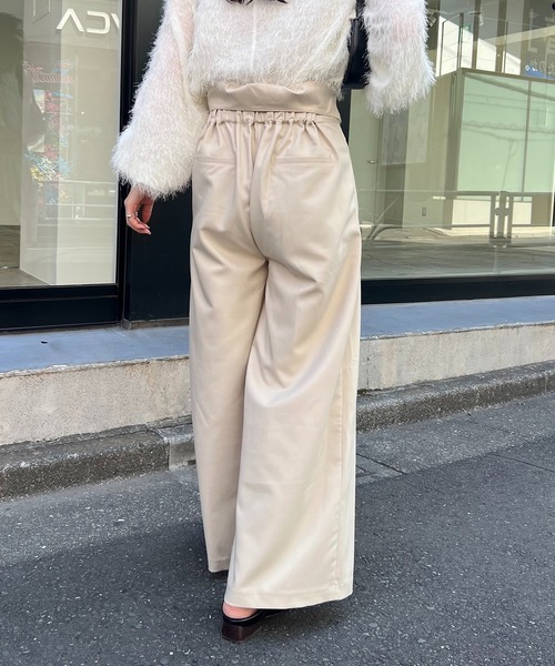 CAPRICIEUX LE'MAGE（カプリシューレマージュ）の「折返しパンツ（その他パンツ・レディース・ブラック/モカ/ライトベージュ・38/36）」の4枚目の写真