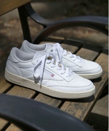Reebok�i���[�{�b�N�j�́u�N���u�V�[ 85 ���B���e�[�W / CLUB C 85 VINTAGE�i�X�j�[�J�[�j�v