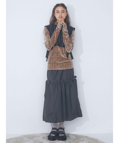 merry jenny(メリージェニー)の「flowerベロアtops(ニット/セーター・レディース・ブルー/ベージュ・FREE)」の5枚目の写真