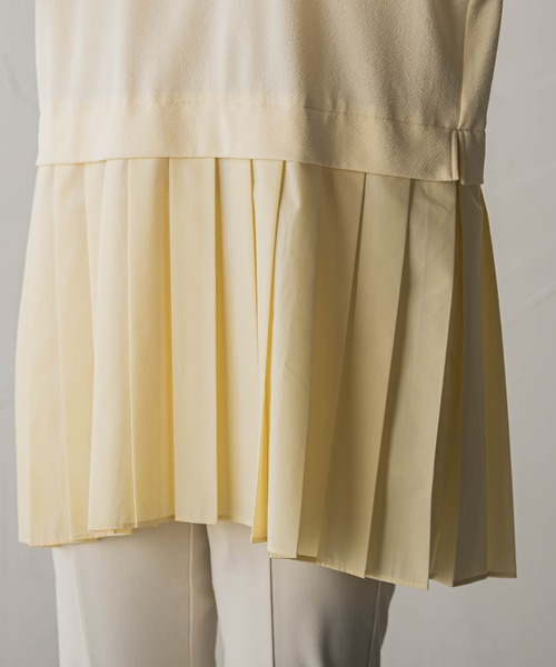 MAYSON GREY（メイソングレイ）の「プリーツドッキングプルオーバー（Tシャツ/カットソー・レディース・オフホワイト/グリーン/チャコールグレー・M）」の16枚目の写真