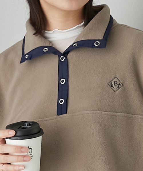 BONLECILL(ボンルシール)の「エンブレム刺繍 配色ルーズフリースプルオーバー(スウェット・レディース・レッド/グリーン/オフホワイト/モカ/ネイビー・FREE)」の14枚目の写真