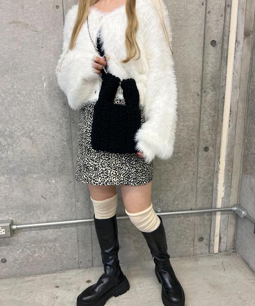 PHILLY(フィリー)の「デザインニーハイソックス(ソックス/靴下・レディース・アイボリー/ブラック/ホワイト/グレー・FREE)」の11枚目の写真