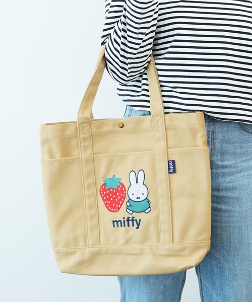 Miffy（ ミッフィー）の「【miffy/ミッフィー】 A4サイズ対応 500mlペットボトル収納可 トートバッグ（トートバッグ・レディース・ホワイト/ブラック/その他2/その他1・FREE）」の6枚目の写真