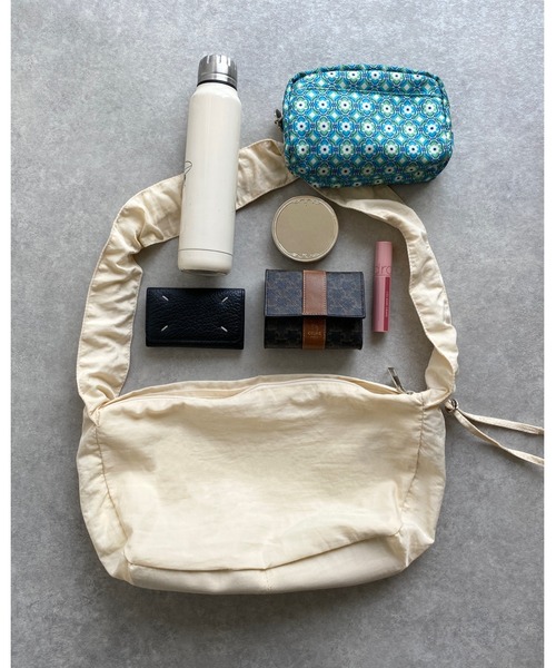 She's Closet（シーズクローゼット）の「ドローコードシャーリングハンドルショルダーバッグ/ギャザーハンドバッグ（ショルダーバッグ・レディース・ベージュ/アイボリー/スモークピンク/ブラック・FREE）」の11枚目の写真