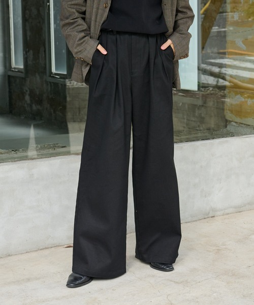 COLONY 2139(コロニートゥーワンスリーナイン)の「ヘビーツイルストレッチWタックパンツ(スラックス・メンズ・ベージュ/ブラック・LARGE/MEDIUM)」の3枚目の写真