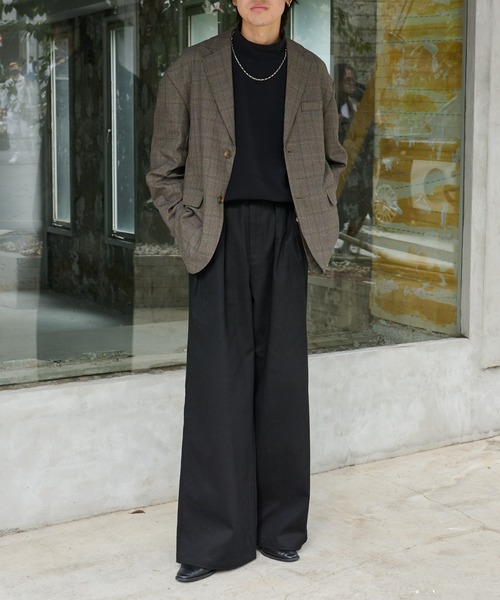 COLONY 2139(コロニートゥーワンスリーナイン)の「ヘビーツイルストレッチWタックパンツ(スラックス・メンズ・ベージュ/ブラック・LARGE/MEDIUM)」の20枚目の写真