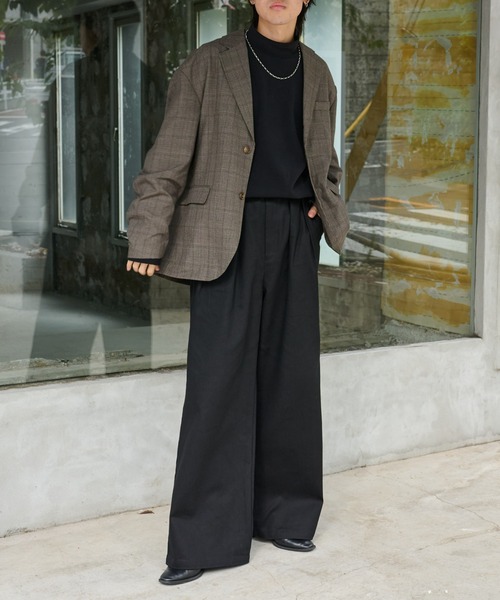 COLONY 2139(コロニートゥーワンスリーナイン)の「ヘビーツイルストレッチWタックパンツ(スラックス・メンズ・ベージュ/ブラック・LARGE/MEDIUM)」の21枚目の写真