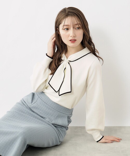 index（インデックス）の「◆≪新色追加/7color≫ フェイクパールボウタイデザインニット【洗濯機洗い可】（ニット/セーター・レディース・オフホワイト/ブラック/ピンク系1/グレー系4/ホワイト系7/ライトオレンジ系/サックスブルー系7・40/38/42/36）」の8枚目の写真