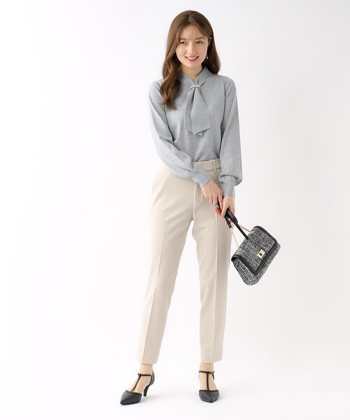 index（インデックス）の「◆≪新色追加/7color≫ フェイクパールボウタイデザインニット【洗濯機洗い可】（ニット/セーター・レディース・オフホワイト/ブラック/ピンク系1/グレー系4/ホワイト系7/ライトオレンジ系/サックスブルー系7・40/38/42/36）」の22枚目の写真