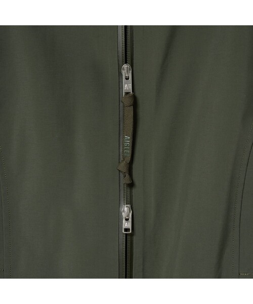 AIGLE（エーグル）の「ゴアテックス インサレーションフーデッドジャケット（マウンテンパーカー・レディース・ブラック/ベージュ/モスグリーン・38/36/40）」の19枚目の写真