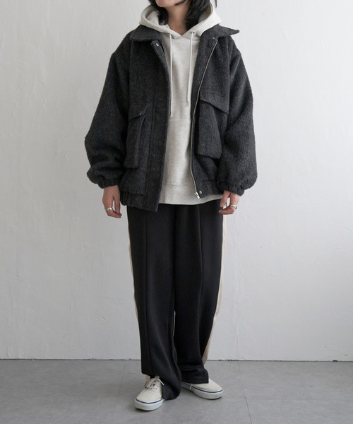 VENCEEXCHANGE（ヴァンスエクスチェンジ）の「シャギーフライトジャケット（ミリタリージャケット・レディース・ホワイト/グレー/ブラック・FREE）」の13枚目の写真