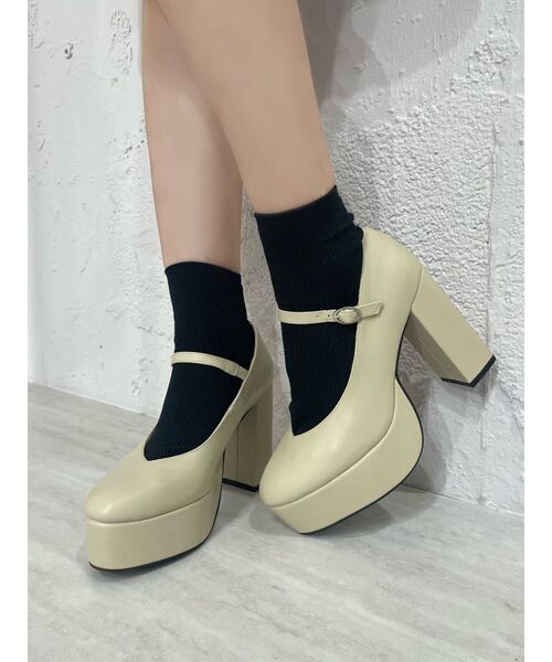 EATME(イートミー)の「E/Mロゴストラップパンプス(パンプス・レディース・ベージュ/その他1/ブラック・L/S/M)」の17枚目の写真