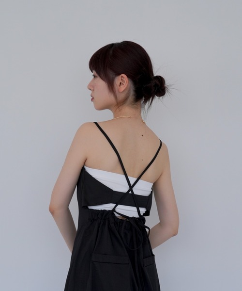 Uenui（ウニュイ）の「バックオープン ステッチ キャミ