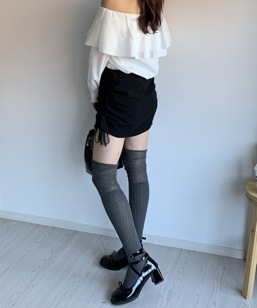 Silly(シリー)の「【コーデに取り入れやすい◎】リブオーバーニールーズソックス(ソックス/靴下・レディース・ホワイト/アイボリー/グレー/ブラック・FREE)」の21枚目の写真