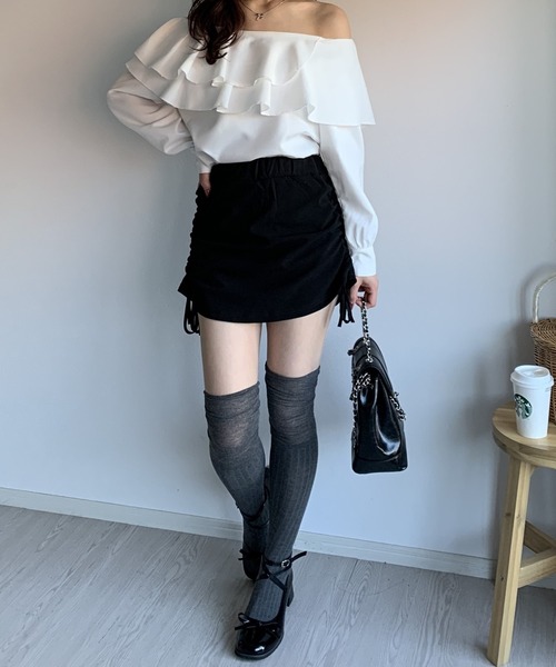 Silly(シリー)の「【コーデに取り入れやすい◎】リブオーバーニールーズソックス(ソックス/靴下・レディース・ホワイト/アイボリー/グレー/ブラック・FREE)」の19枚目の写真