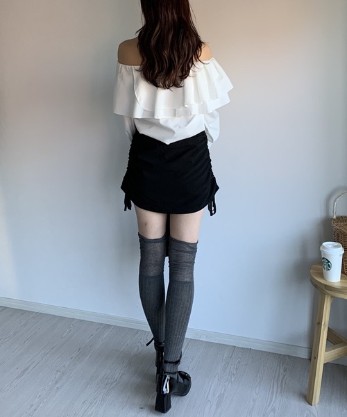 Silly(シリー)の「【コーデに取り入れやすい◎】リブオーバーニールーズソックス(ソックス/靴下・レディース・ホワイト/アイボリー/グレー/ブラック・FREE)」の22枚目の写真