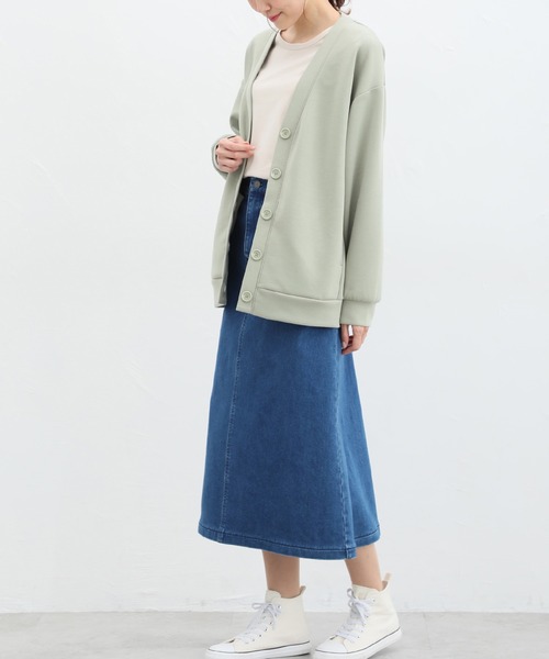 Honeys（ハニーズ）の「きれいめＶネックカーディガン（カーディガン/ボレロ・レディース・ライトグレー/ライトベージュ/ライトグリーン/ネイビー/ブラック・LL/M/L）」の11枚目の写真