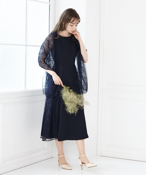 AIMER（エメ）の「ラッセルレース×チュールレイヤードストール（ストール/ショール・レディース・ベージュ/ネイビー/サックスブルー・FREE）」の7枚目の写真