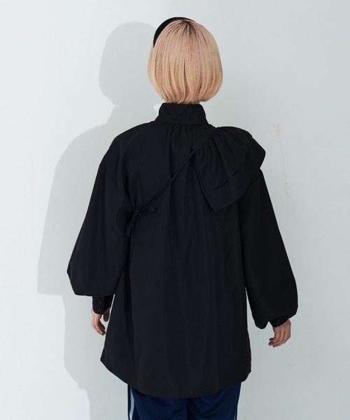 MERLOT（メルロー）の「マルチウェイカラー付きスタンドネックブラウス（シャツ/ブラウス・レディース・ブラック/ホワイト・FREE）」の7枚目の写真