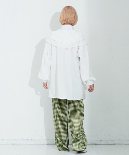 MERLOT（メルロー）の「マルチウェイカラー付きスタンドネックブラウス（シャツ/ブラウス・レディース・ブラック/ホワイト・FREE）」の12枚目の写真