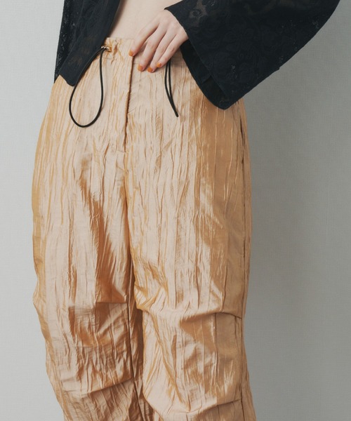 Unitage（ユニテージ）の「ボリュームワークパンツ（カーゴパンツ・レディース・オレンジ/ブラック・FREE）」の4枚目の写真