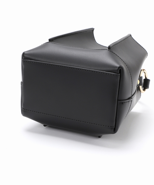 IENA（イエナ）の「《追加》【GIANNI NOTARO/ジャンニ ノターロ】バケツガタミニバッグ（ショルダーバッグ・レディース・ブルー/キャメル/ホワイト・FREE）」の22枚目の写真