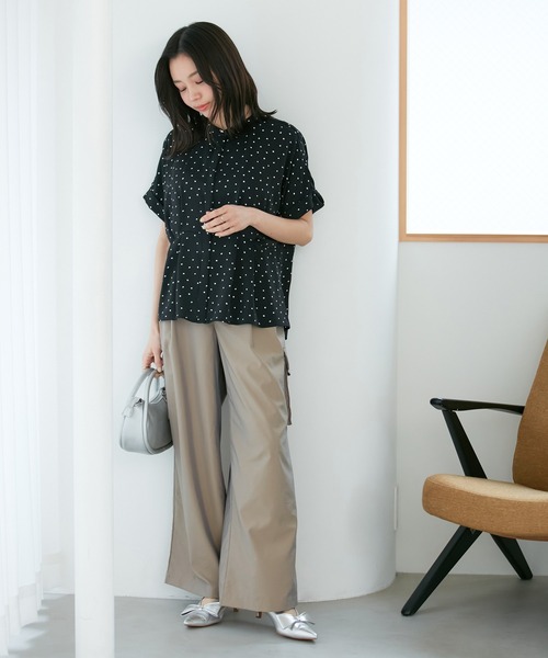 VIS(ビス)の「【WEB限定】【追加】ウエストタックブラウス(シャツ/ブラウス・レディース・ブラック系その他/キナリ/サックスブルー/ホワイト系その他5/ブラック/オフホワイト・FREE)」の14枚目の写真