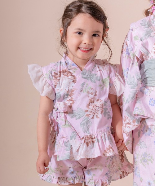 Catherine Cottage(キャサリンコテージ)の「フリル甚平(浴衣・キッズ・ライトブルー/ライトピンク/ホワイト系1/アイボリー/サックスブルー/ピンク系2/ピンク系1/ブルー系1/ブルー系2/ライラック系1/ホワイト×ブルー/ブルー × パープル・90/130/120/110/100)」の10枚目の写真