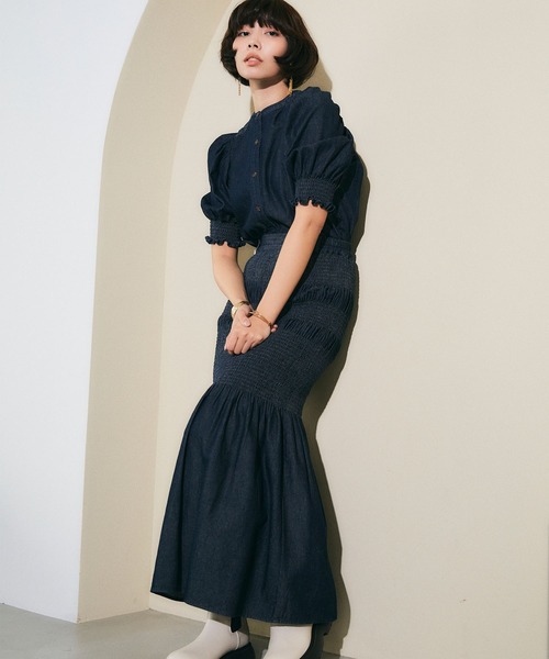 ELLEgirl(エルガール)の「ギャザーパフスリーブブラウス【ELLEgirl/エル ガール】(シャツ/ブラウス・レディース・インディゴブルー/ブラック・FREE)」の12枚目の写真