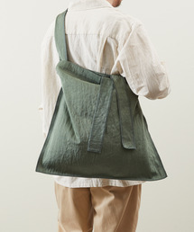 And A（アンドエー）の「ITTI イッチ / MARY INSIDE OUT TOTE - L / CERATO BRIGHT インサイドアウトナイロントートバッグ L / ITTI-BAG-131-CB（ショルダーバッグ）」