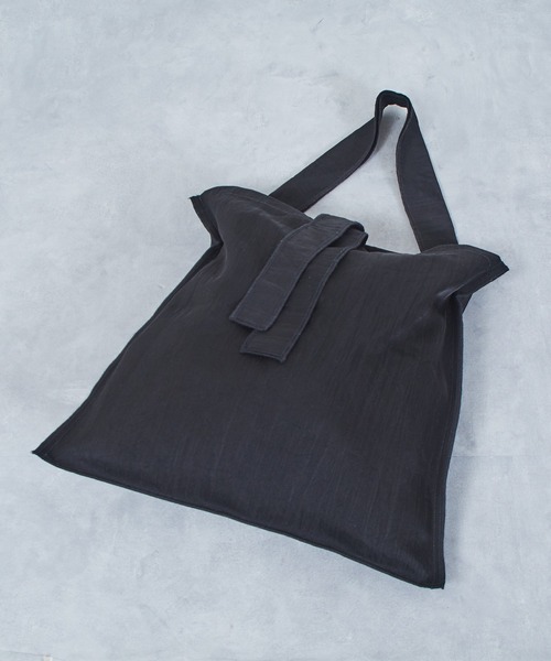 And A（アンドエー）の「ITTI イッチ / MARY INSIDE OUT TOTE