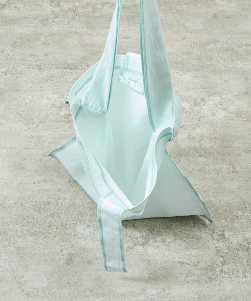 And A(アンドエー)の「ITTI イッチ / MARY INSIDE OUT TOTE - L / CERATO BRIGHT インサイドアウトナイロントートバッグ L / ITTI-BAG-131-CB(ショルダーバッグ・メンズ・ブラック/ブラウン/レッド/ダークグリーン/グレー/ミント/ラベンダー/オレンジ/オリーブ・FREE)」の20枚目の写真
