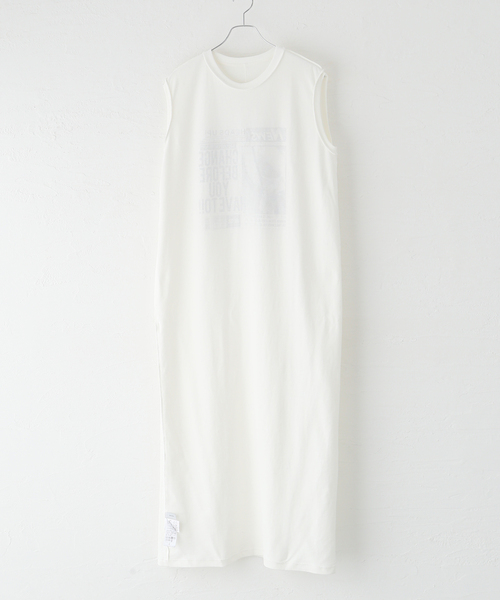 Spick & Span(スピックアンドスパン)の「ニュースプリントノースリーブワンピース(ワンピース・レディース・ホワイト・FREE)」の15枚目の写真